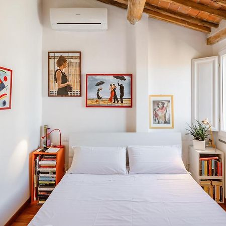 Piazza Dei Cavalieri Orange Attic Apartment Pisa Ngoại thất bức ảnh